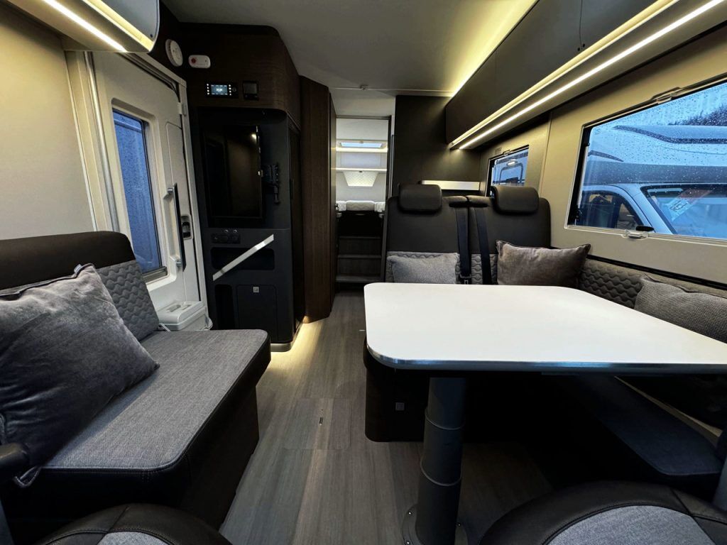 Adria Coral Supreme 670 SL