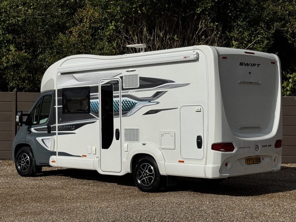 Swift Escape Hi Style 640 2023