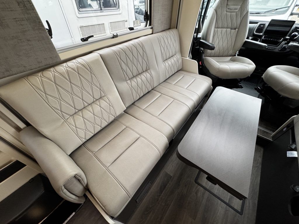 Swift Kon-tiki 874 2023