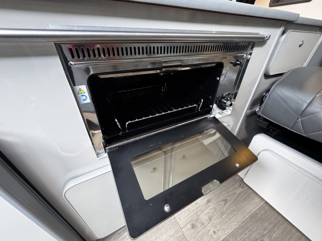 Volkswagen Camper king Monte Carlo T6.1 Highline LWB 2021