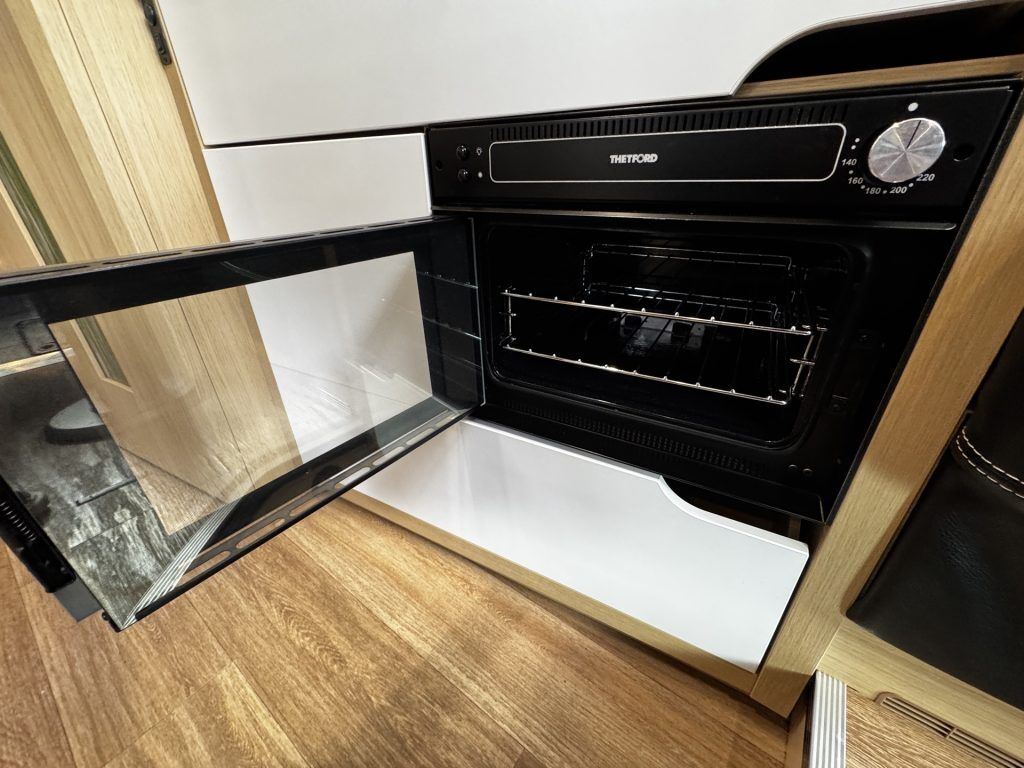Niesmann+Bischoff Clouline S Move 7.4 E 2019