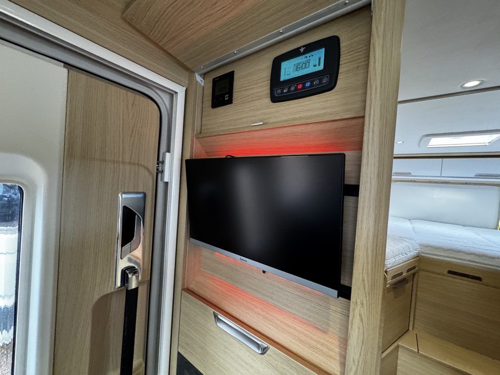 Niesmann+Bischoff Clouline S Move 7.4 E 2019