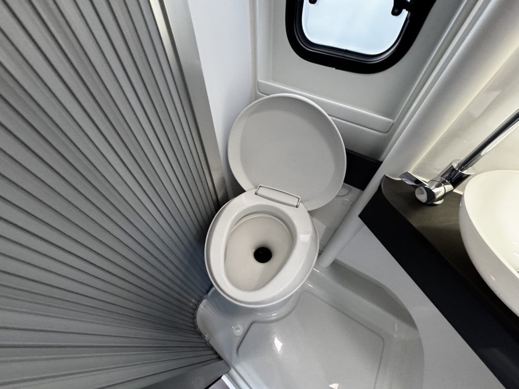 Adria Twin 640 SLB Supreme 2021