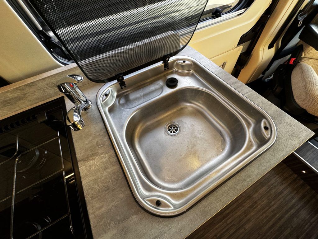 Auto-Trail V-Line 610