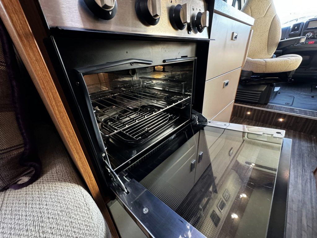 Auto-Trail V-Line 610