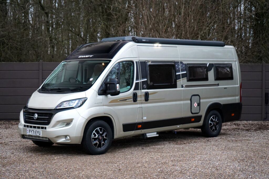 Swift Champagne 184