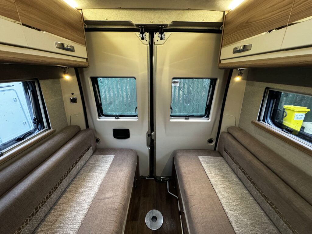 Swift Champagne 184