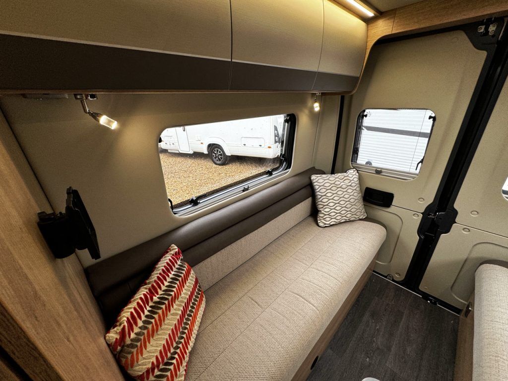 Auto-Trail V-Line 634 SE