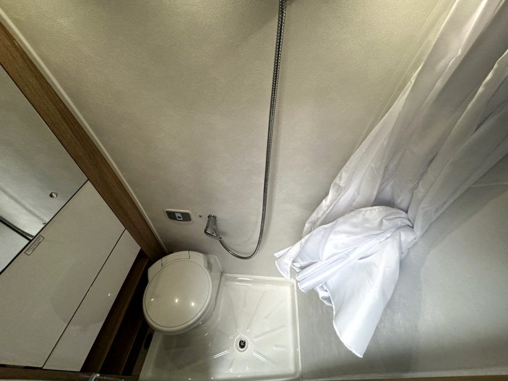 Auto-Trail V-Line 634 SE