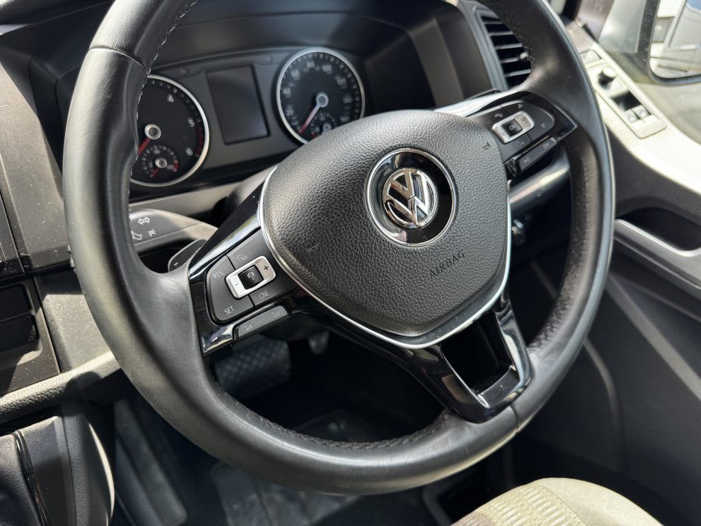 Volkswagen Customhaus T6 Highline LWB DSG 2017