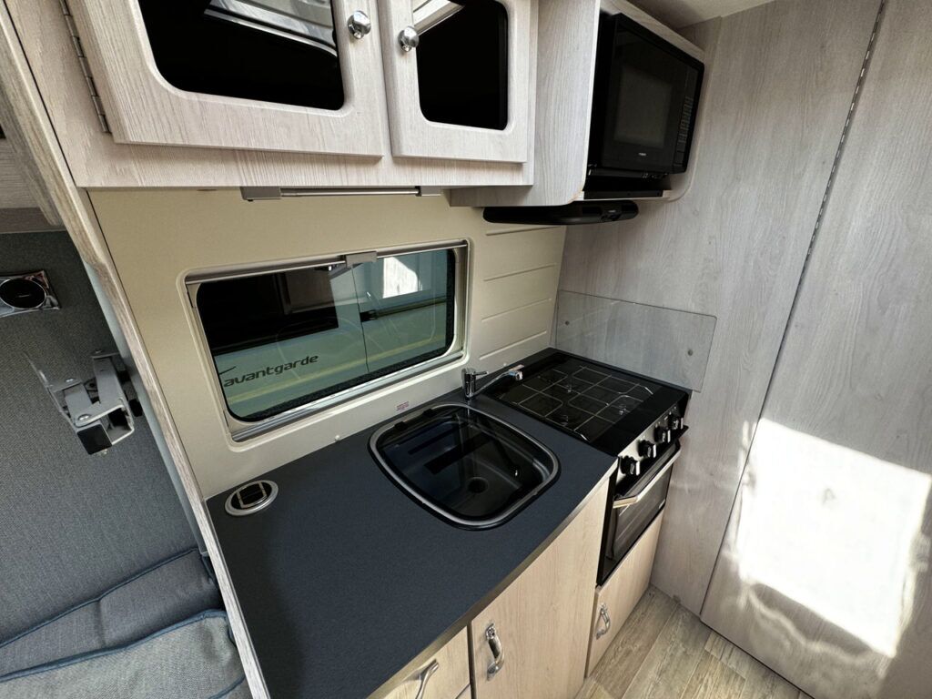 Auto-Sleepers Kemerton XL