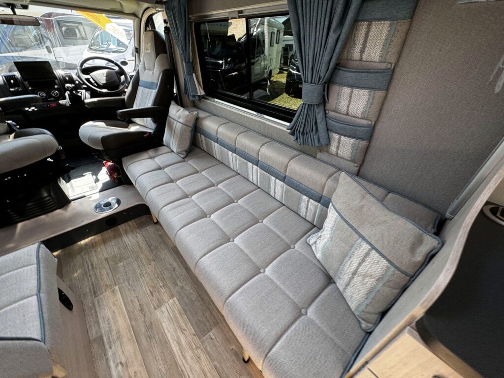 Auto-Sleepers Kemerton XL