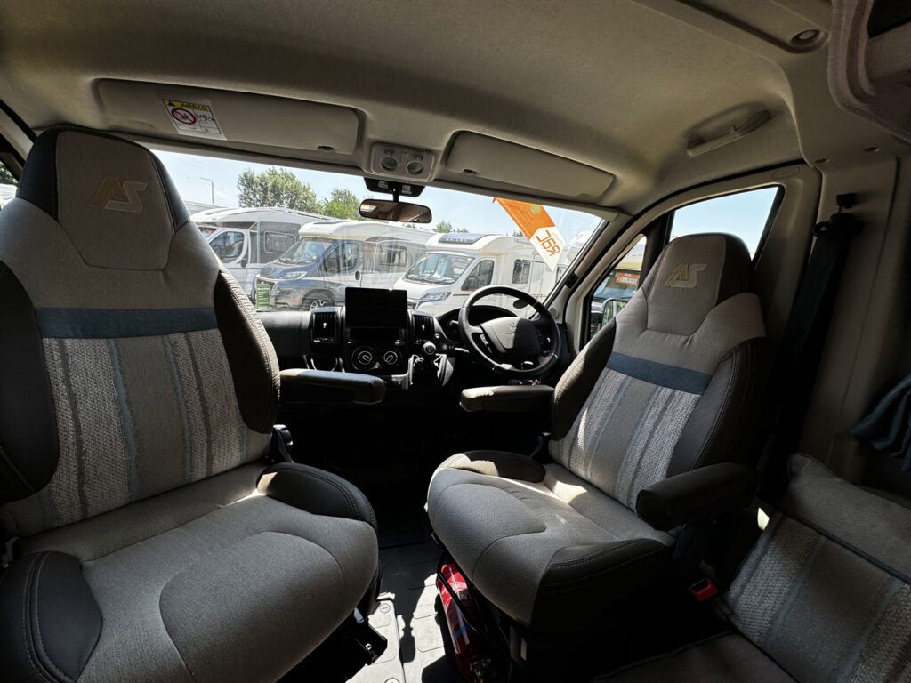 Auto-Sleepers Kemerton XL