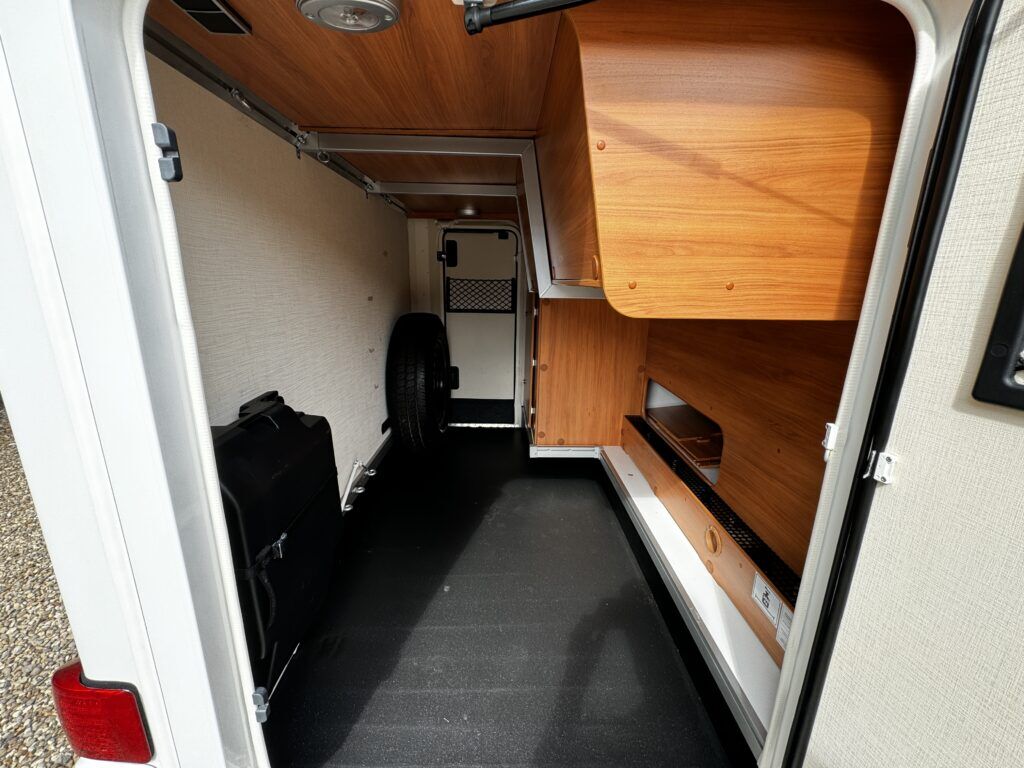 Hymer B534DL