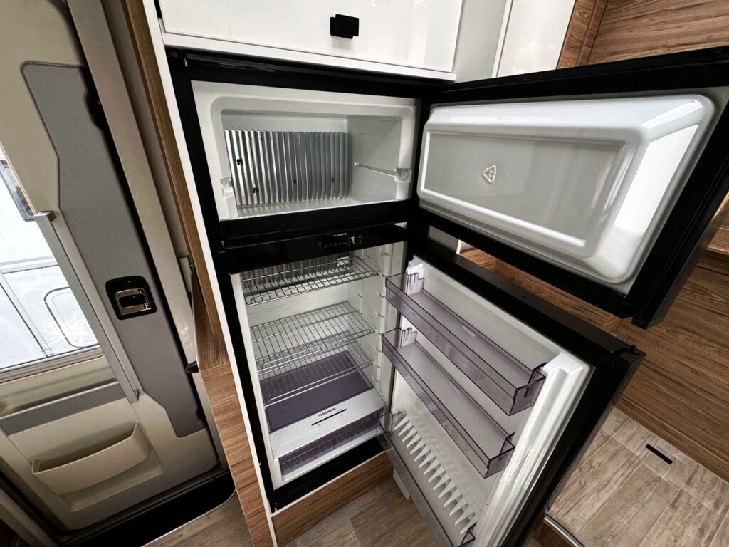 Pilote Evidence P696