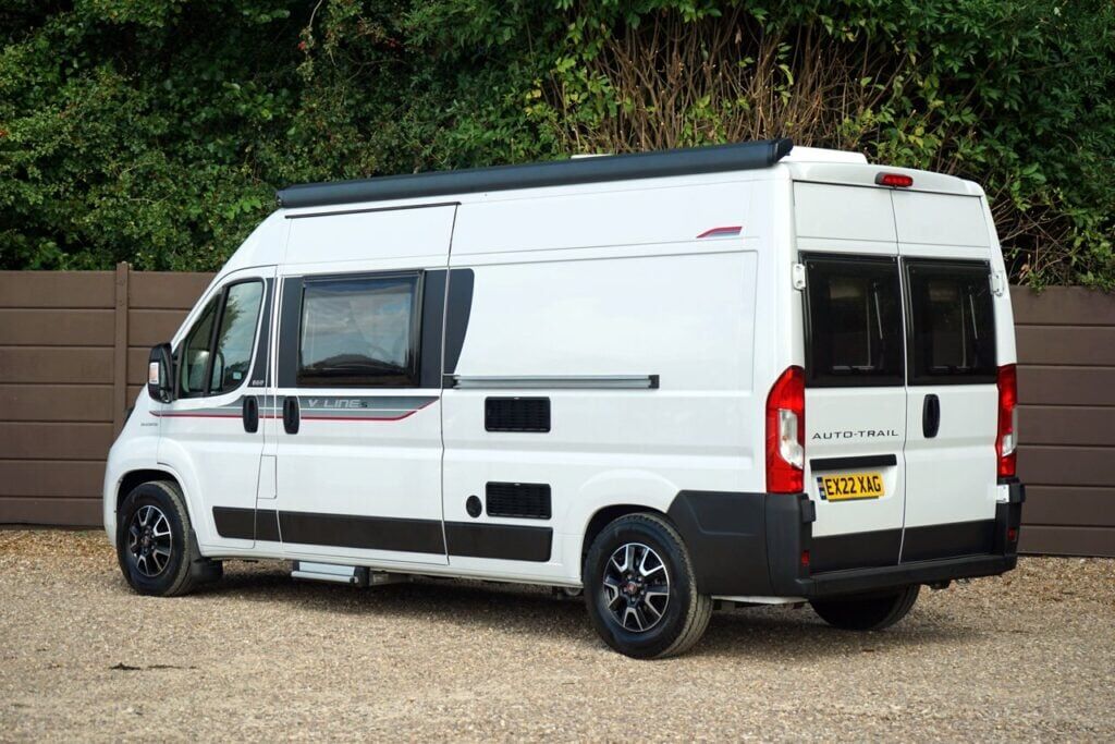 Auto-Trail V-Line 669