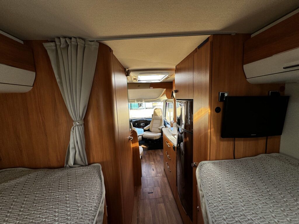 Hymer B588 DL
