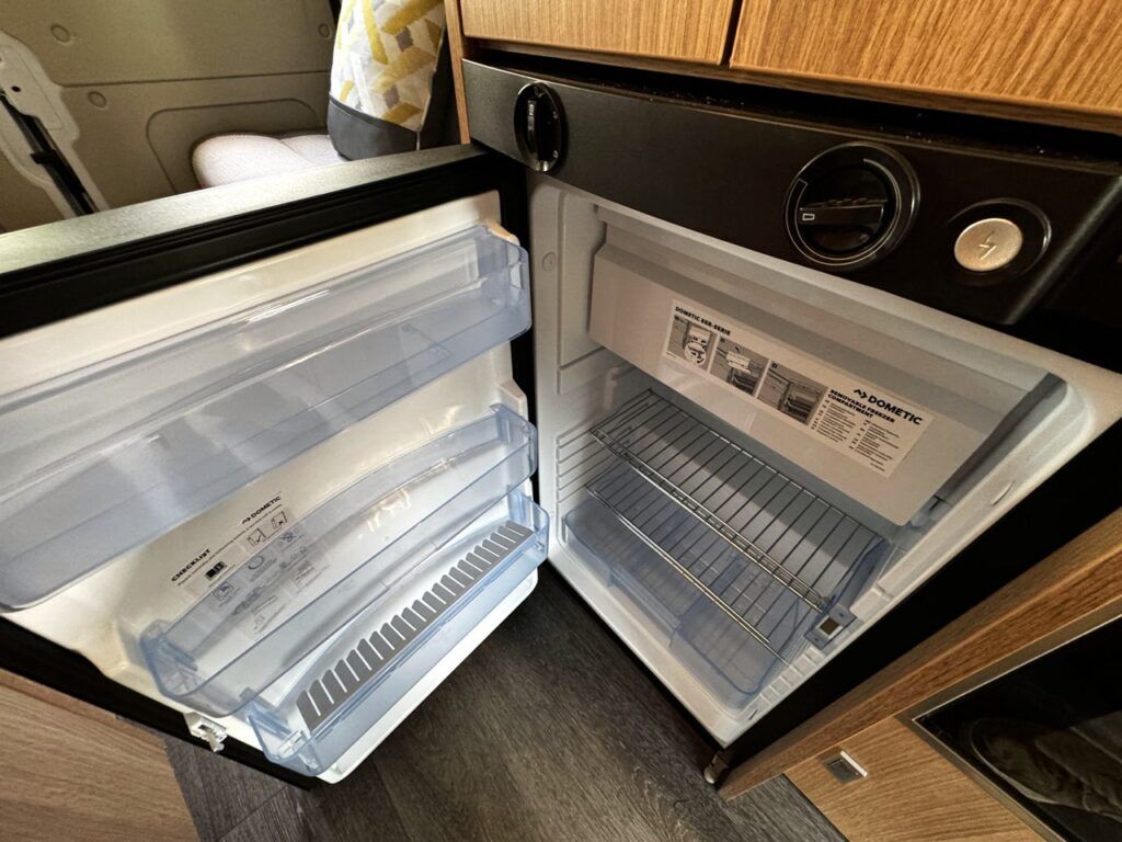 Auto-Trail V-Line 669