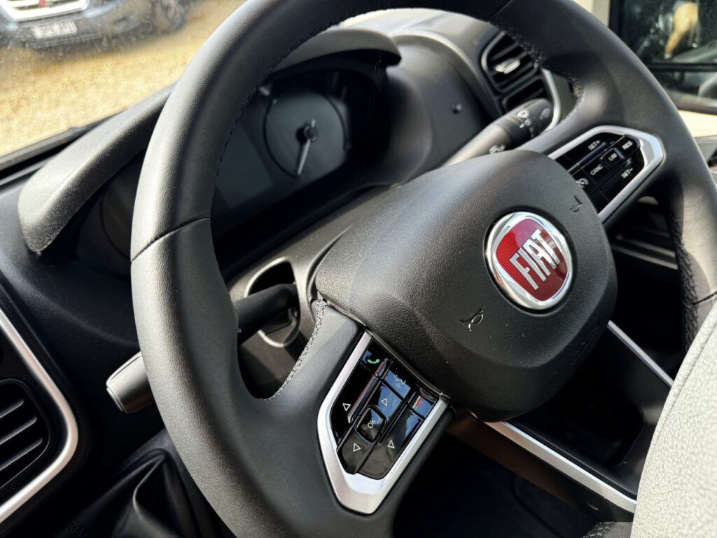 Auto-Trail V-Line 669