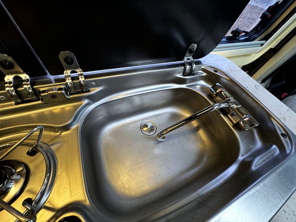 Trigano Tribute T-669