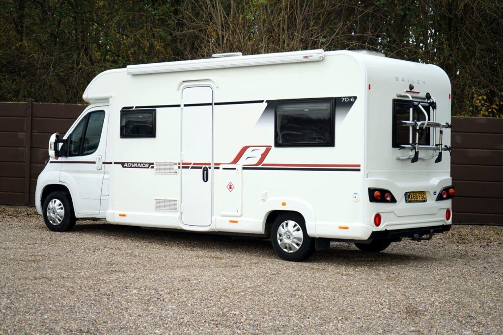 Bailey Advance 70-6