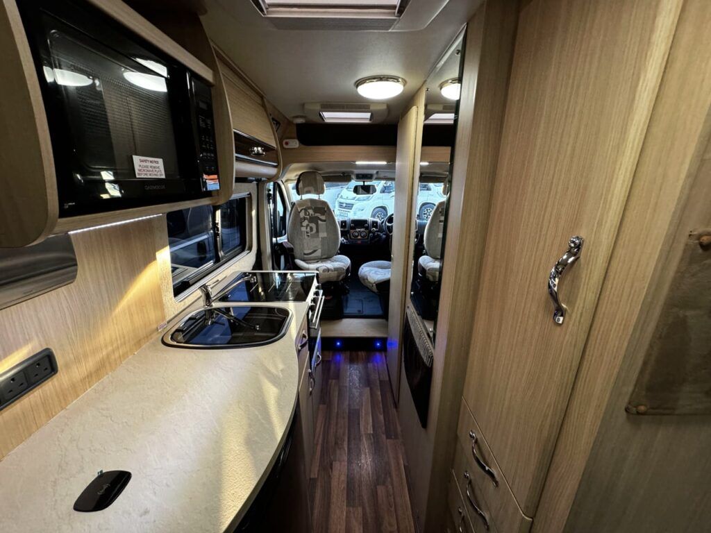 Auto-Sleepers Warwick XL