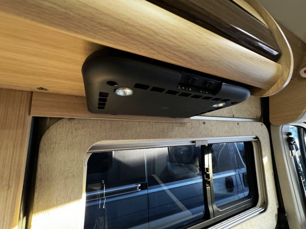 Auto-Sleepers Warwick XL