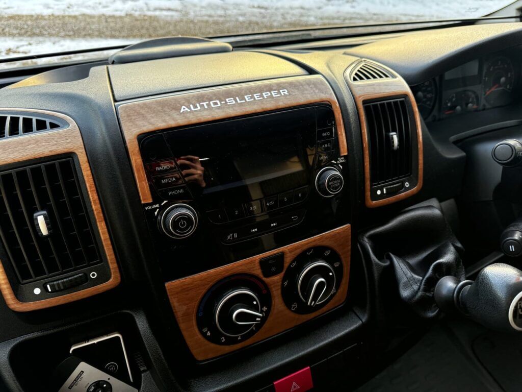 Auto-Sleepers Warwick XL