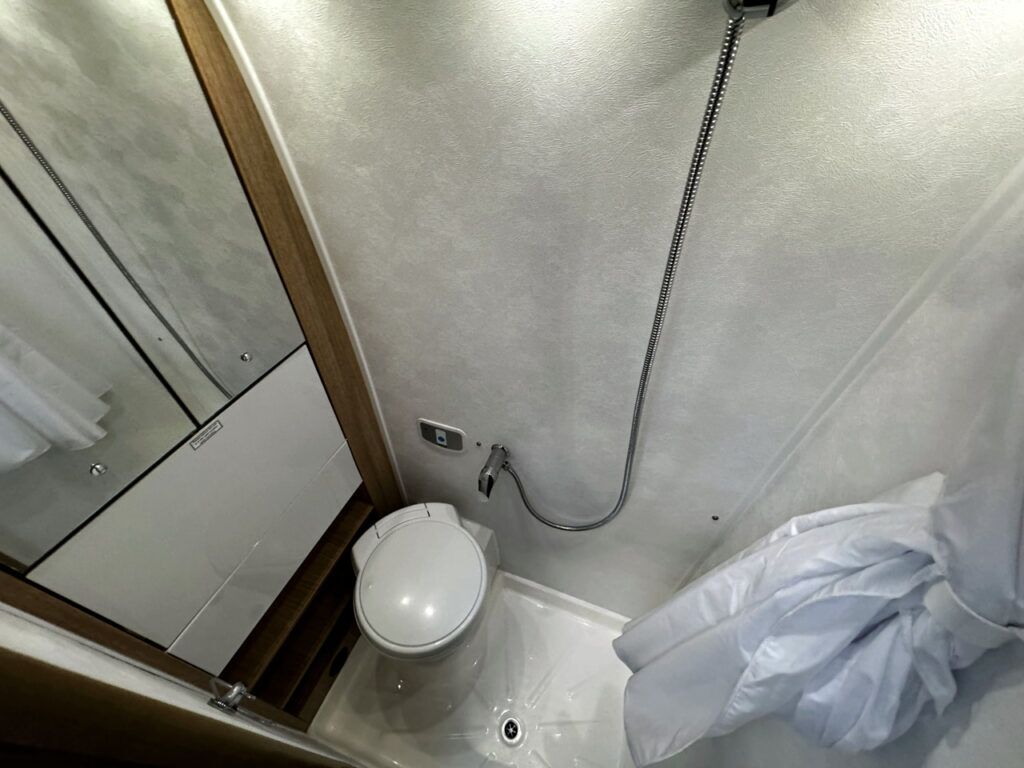 Auto-Trail V-Line 610 SE