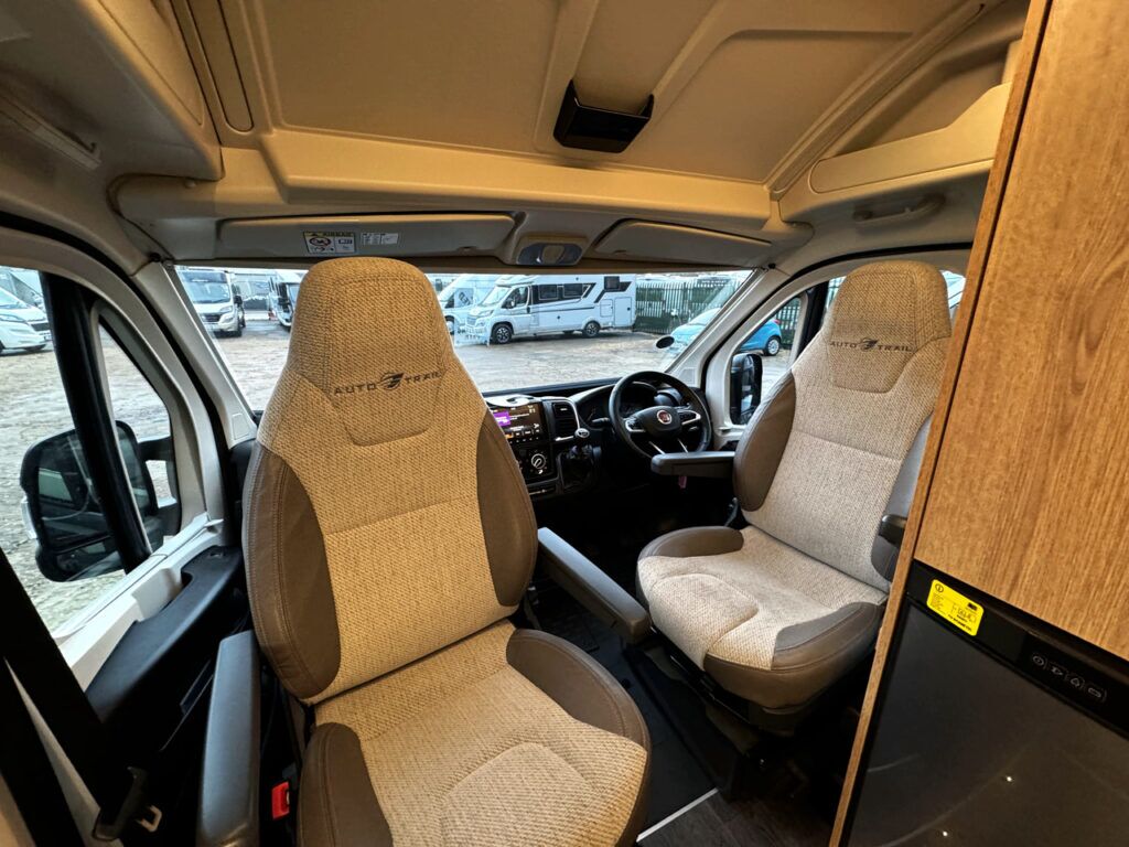 Auto-Trail V-Line 610 SE