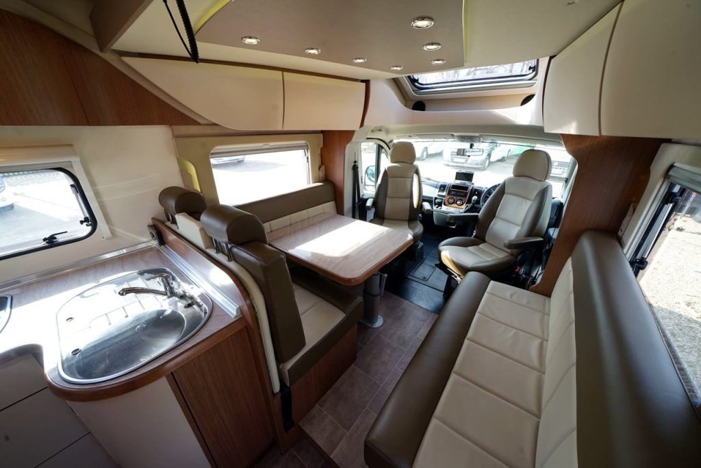 Burstner Ixeo Plus IT 875