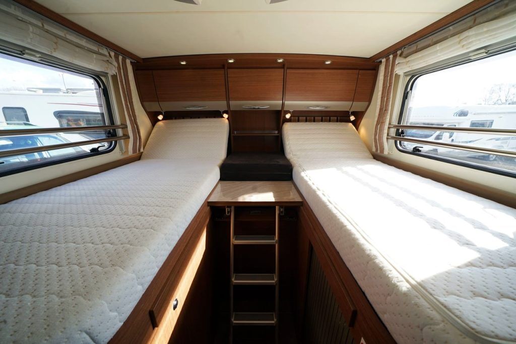 Burstner Ixeo Plus IT 875