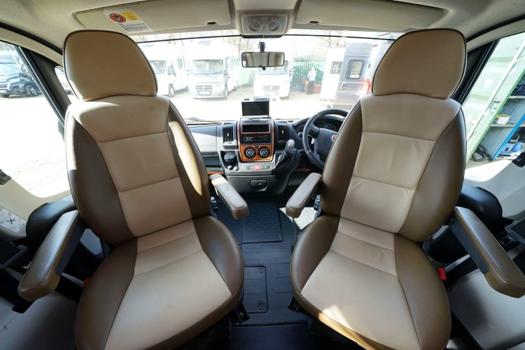 Burstner Ixeo Plus IT 875