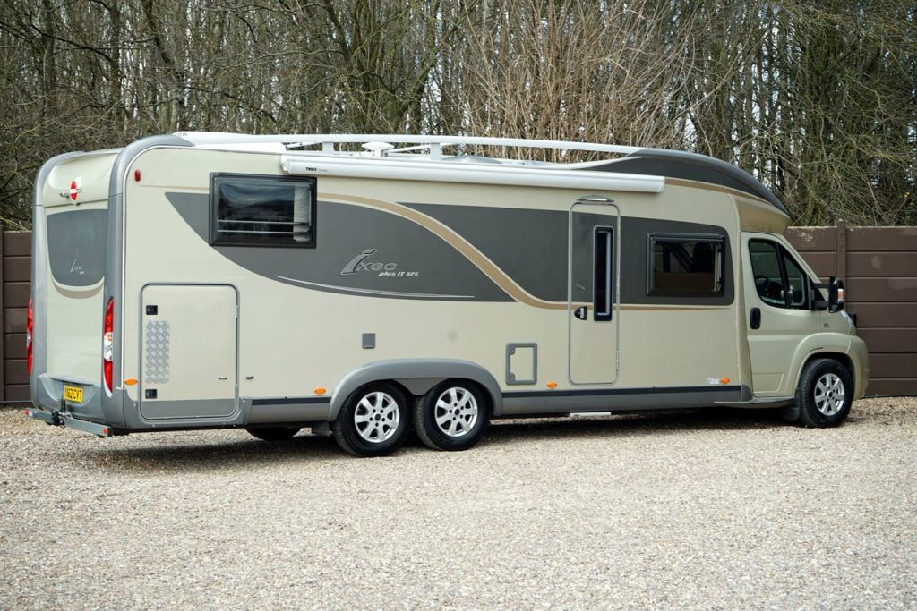 Burstner Ixeo Plus IT 875