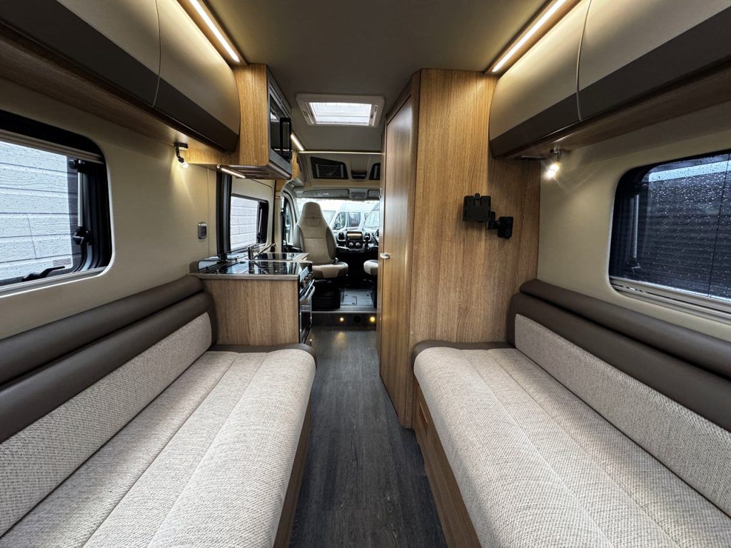 Auto-Trail V-Line 610 SE