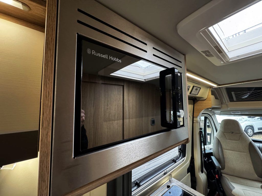 Auto-Trail V-Line 610 SE