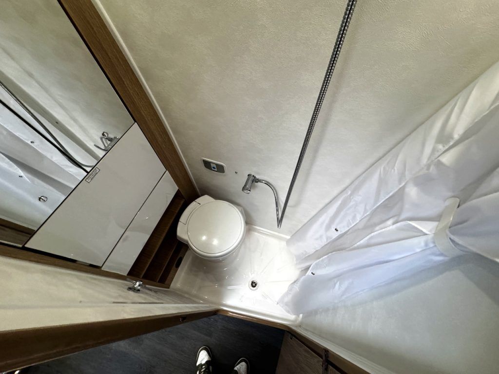 Auto-Trail V-Line 610 SE