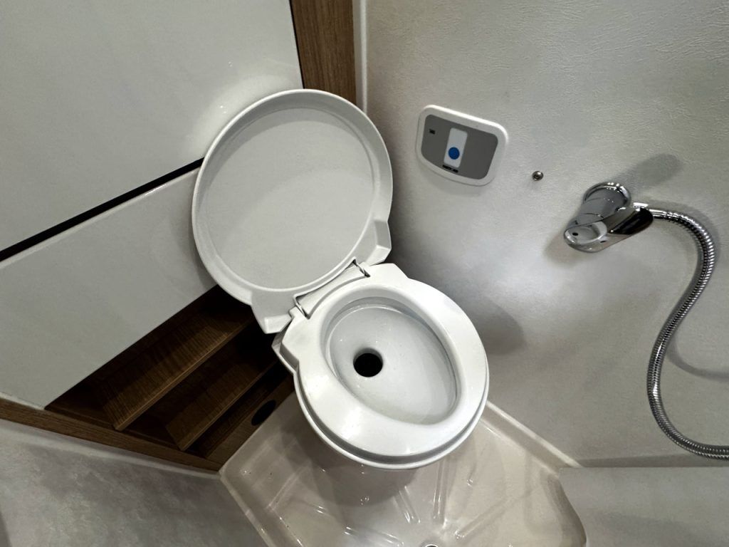 Auto-Trail V-Line 610 SE