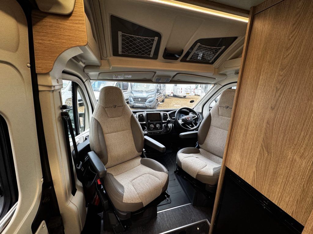 Auto-Trail V-Line 610 SE