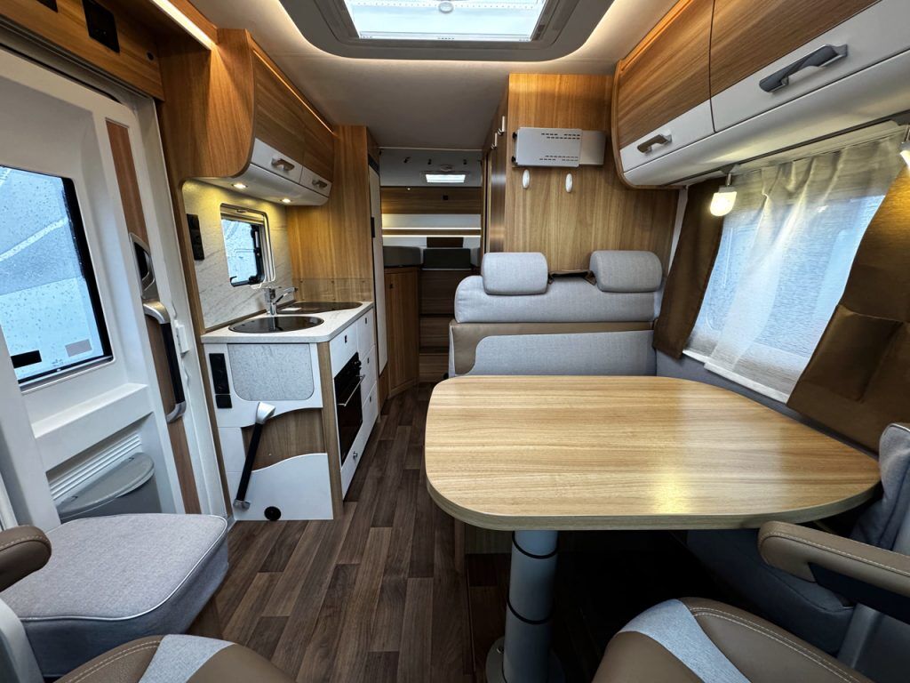 Dethleffs Advantage T611