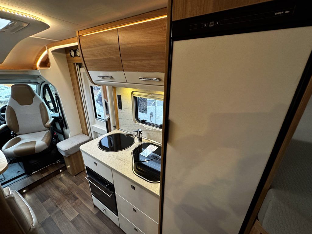 Dethleffs Advantage T611