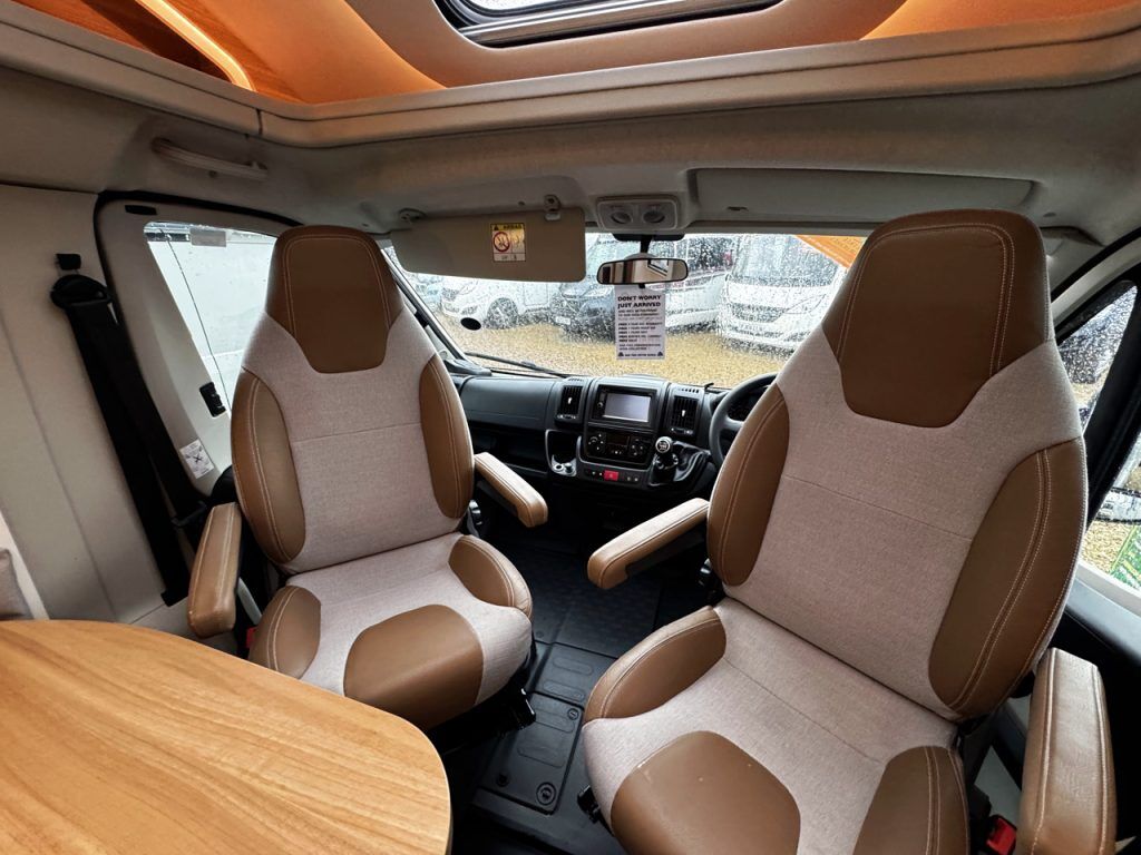 Dethleffs Advantage T611