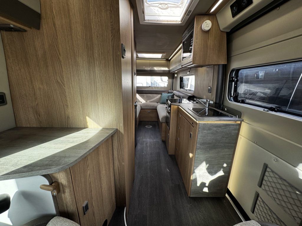 Auto-Trail V-Line 635 Sport