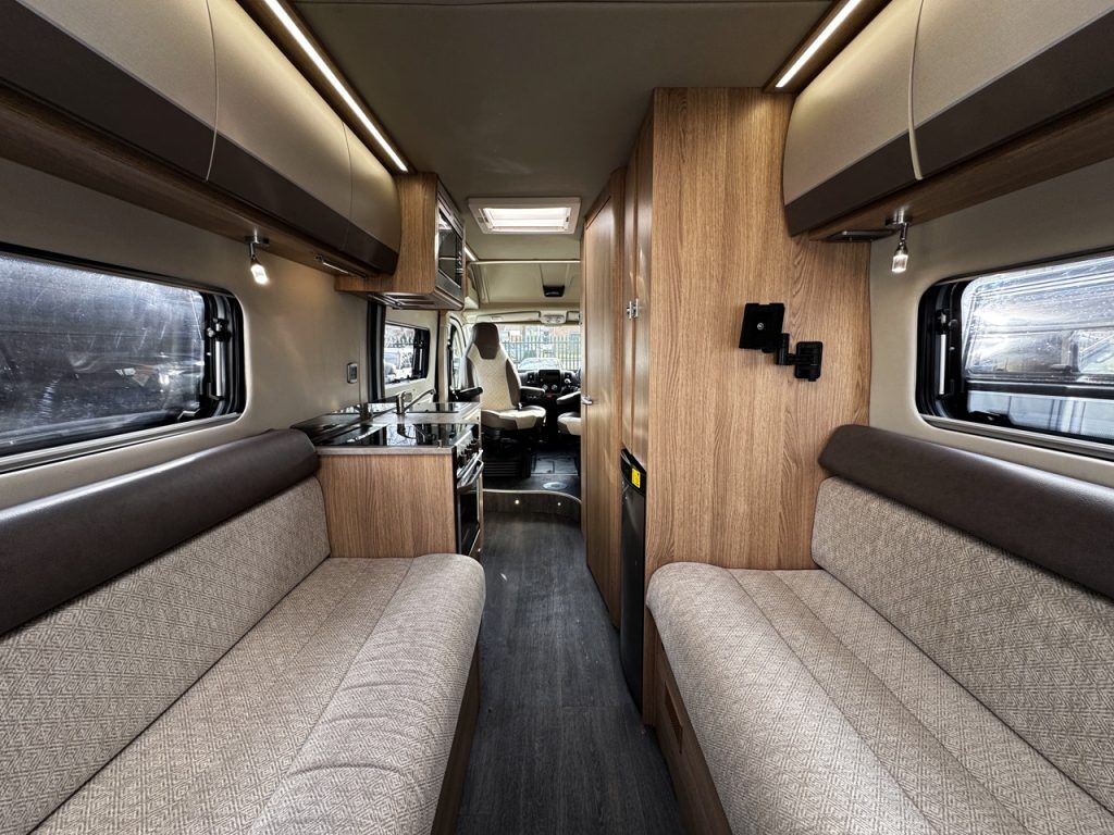 Auto-Trail V-Line 635 Sport