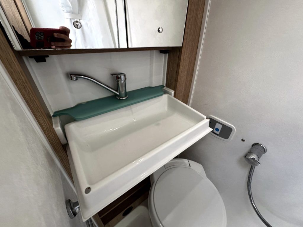 Auto-Trail V-Line 635 Sport