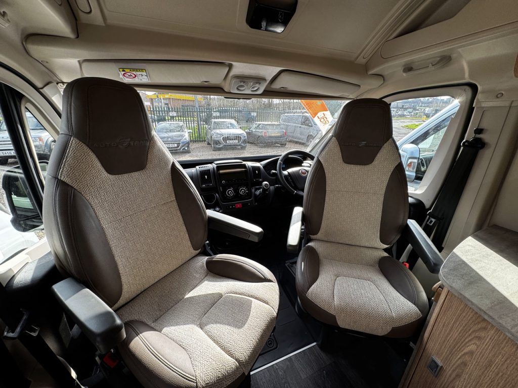 Auto-Trail V-Line 635 Sport