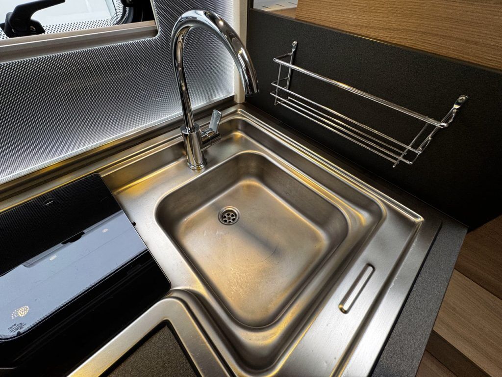 Adria Compact Supreme SLS