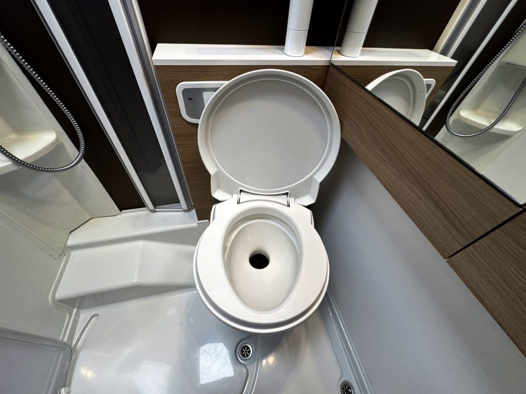 Adria Compact Supreme SLS