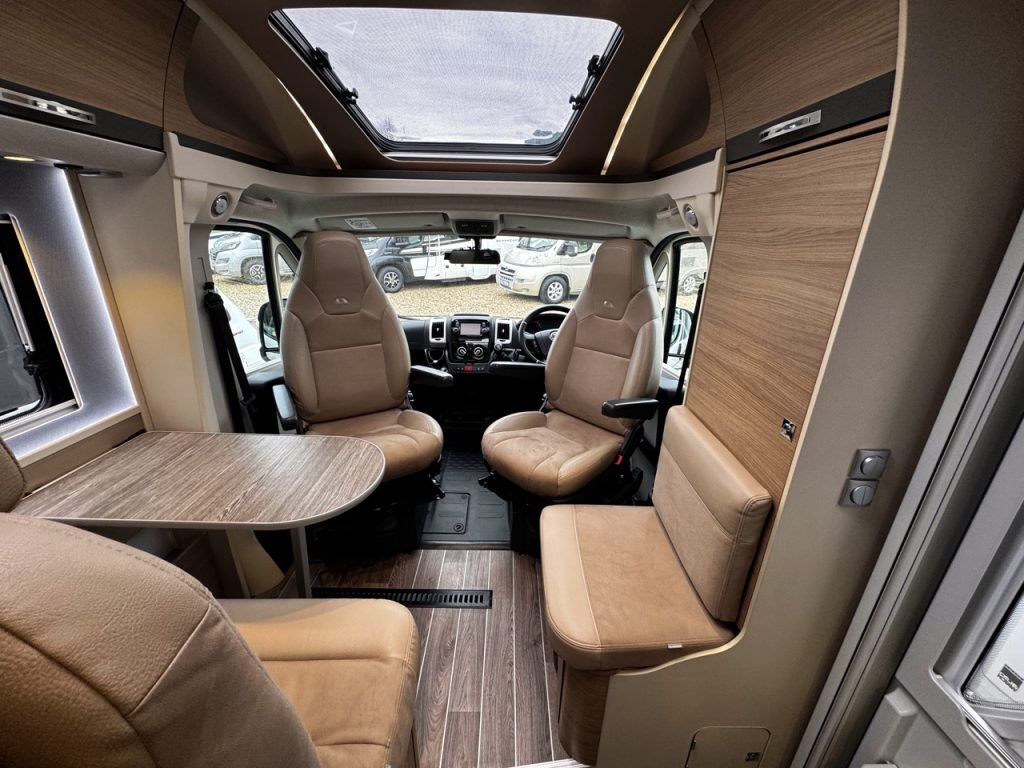 Adria Compact Supreme SLS