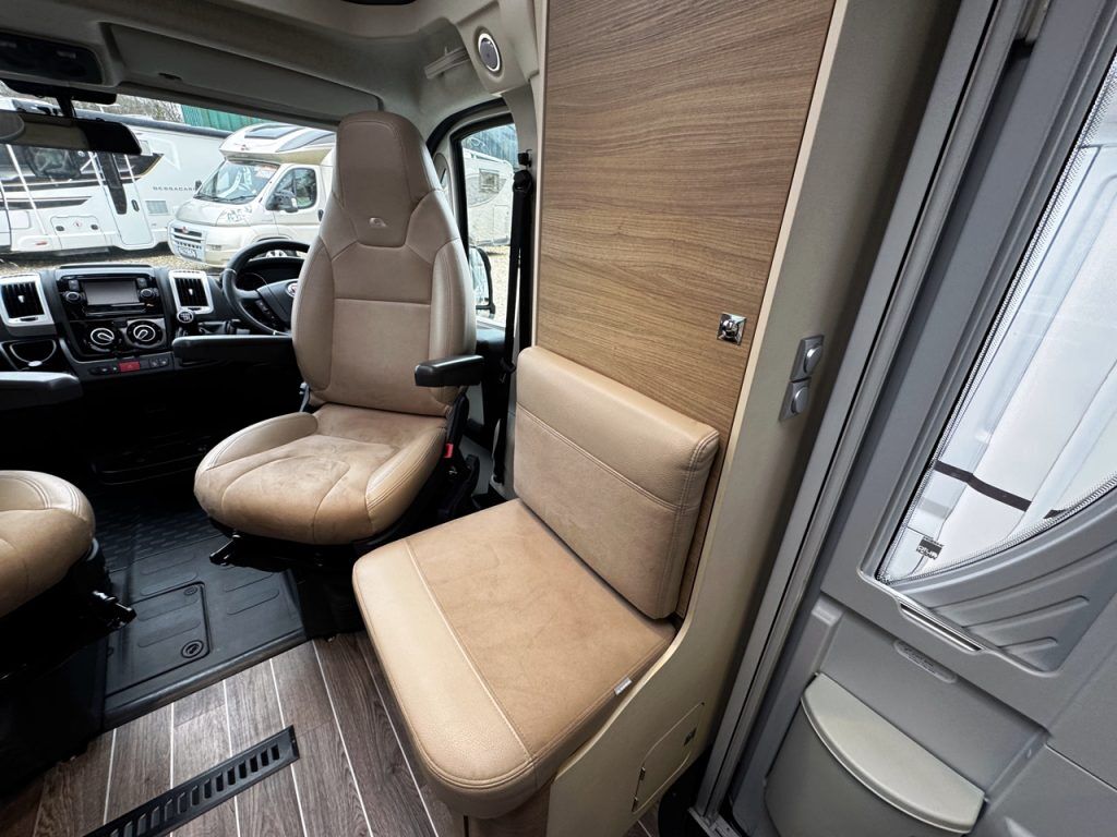 Adria Compact Supreme SLS